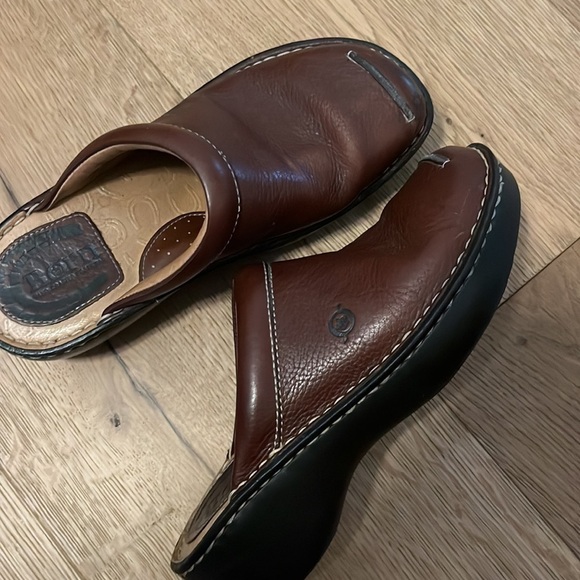 BORN EUC brown slip on miles size 7 - Picture 4 of 4